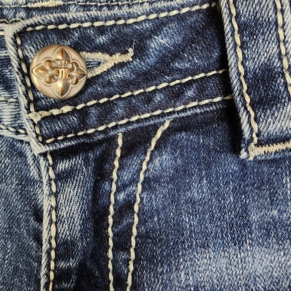 Miss Me Mini Flower Mid Rise Bootcut  Jeans Rhinestone Embellished Blue 30 x 32 - Picture 4 of 16